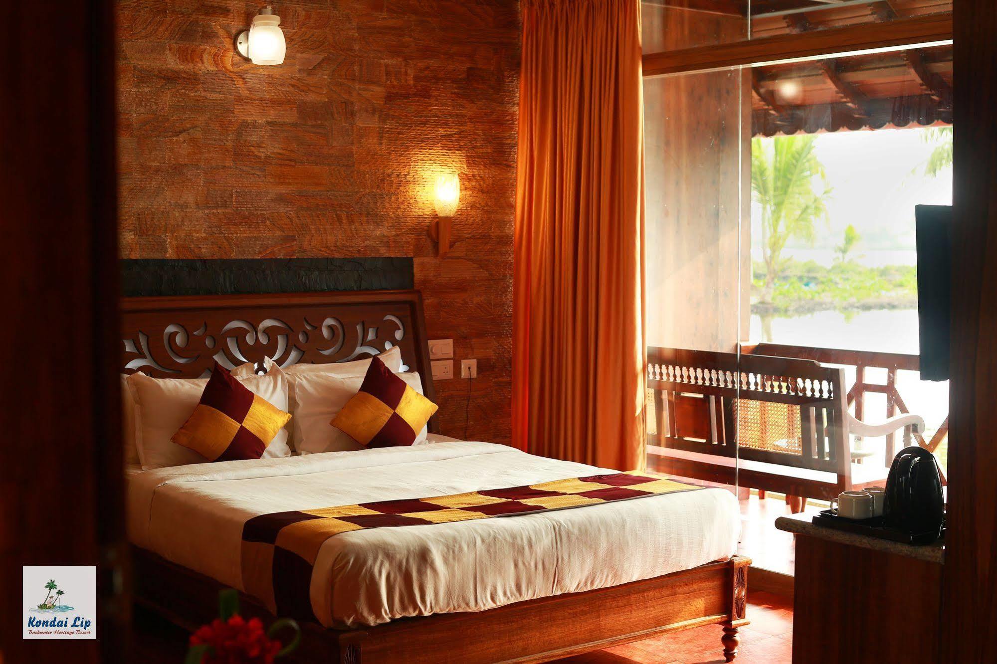 Kondai Lip Backwater Heritage Resort Kochi Bagian luar foto